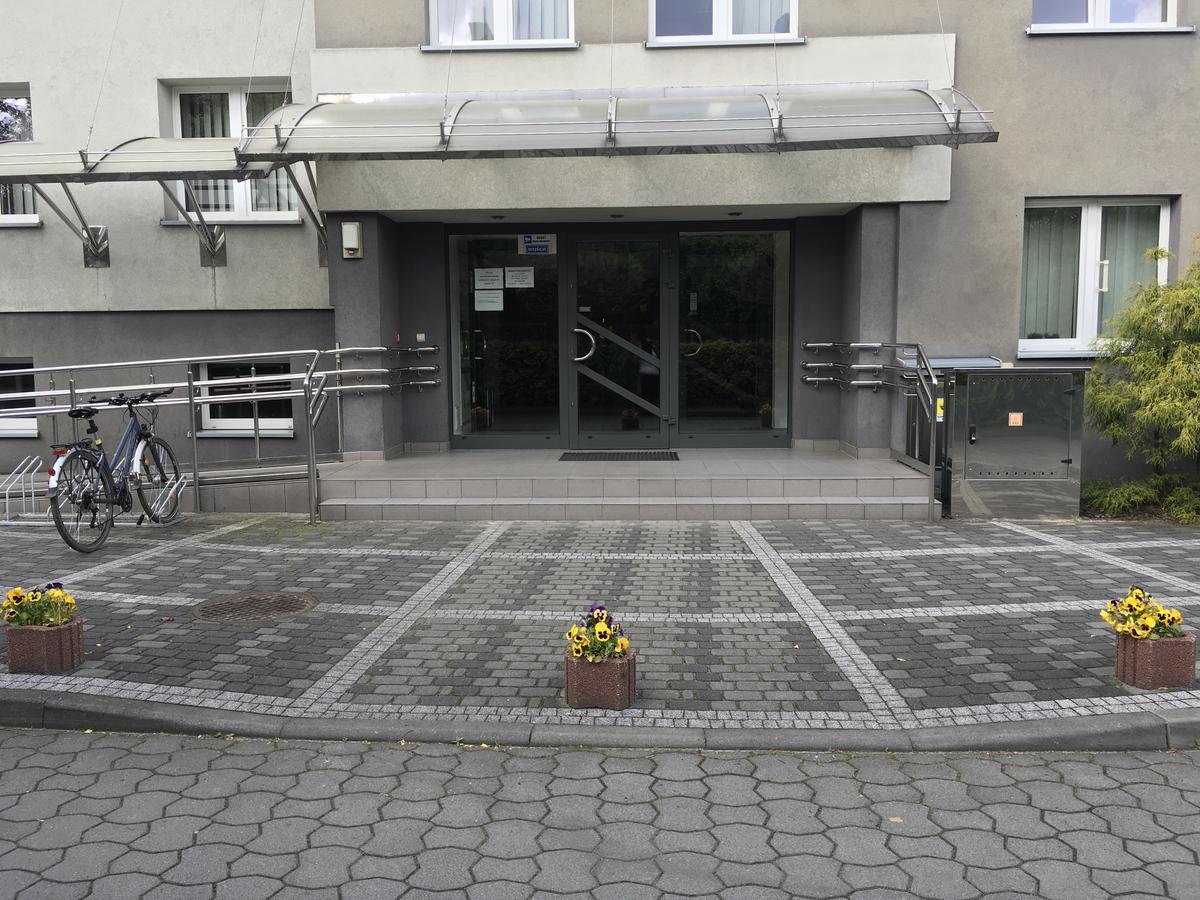 Gosciniec Tombor Aparthotel Katowice Exterior photo